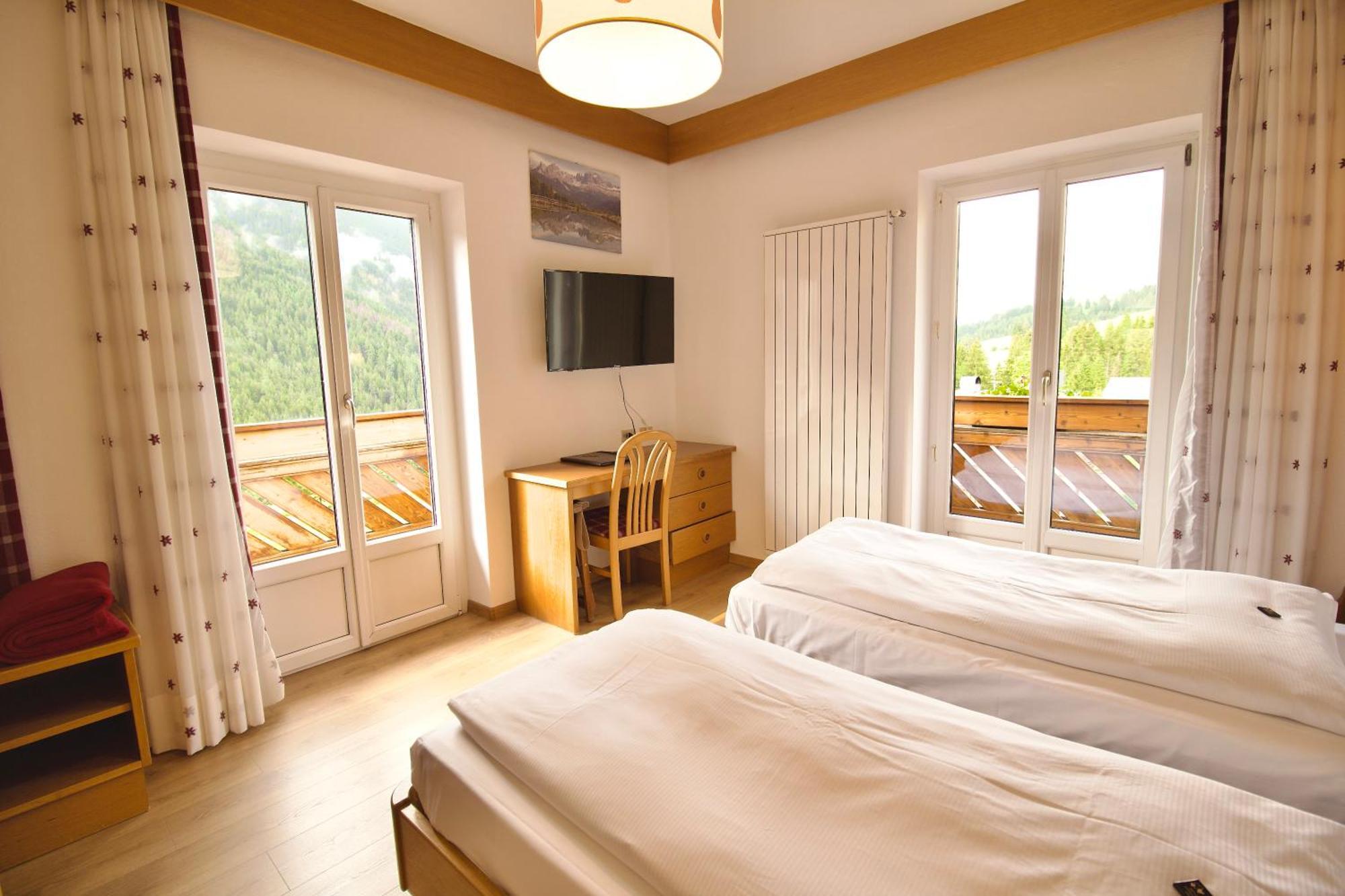 Al Piccolo Hotel Vigo di Fassa Kültér fotó