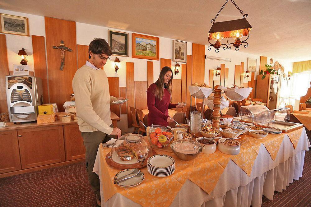 Al Piccolo Hotel Vigo di Fassa Kültér fotó
